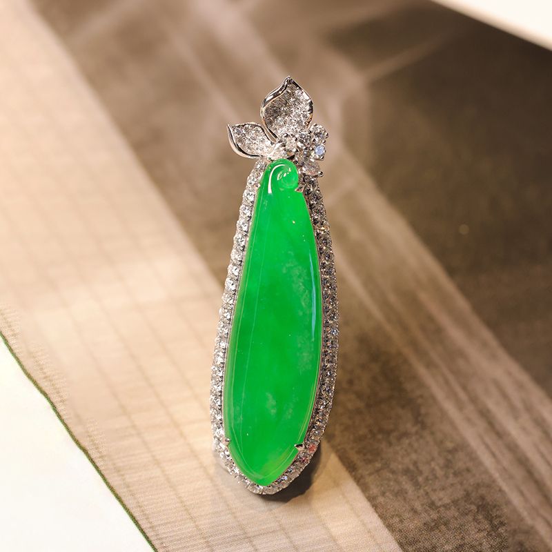 New Baoli D District 3rd floor 7th Street 8148 Zhengyang Green jade Fukui Pendant New Baoli 052