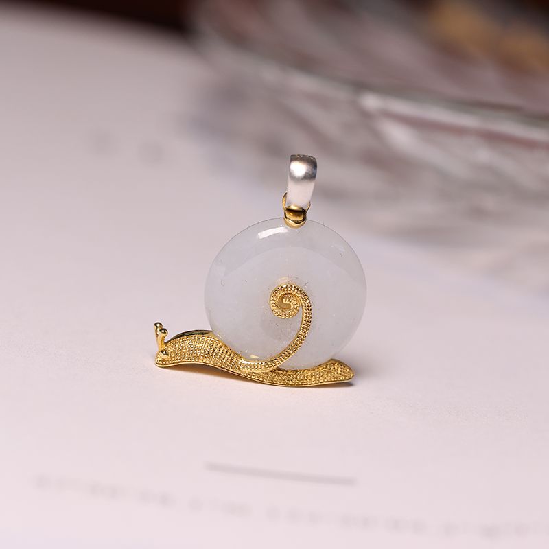 新宝丽D区三楼七街8148店翡翠蜗牛吊坠  新宝丽025详情2