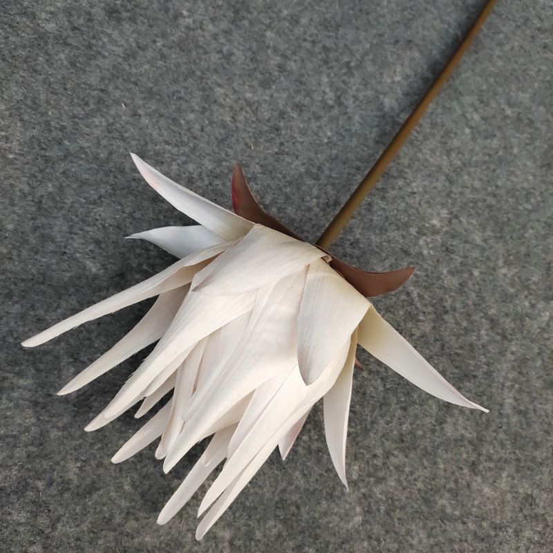 Wholesale of European-style retro artificial flower Emperor No. 3 potted flower bouquets for living rooms and bedrooms Specification image