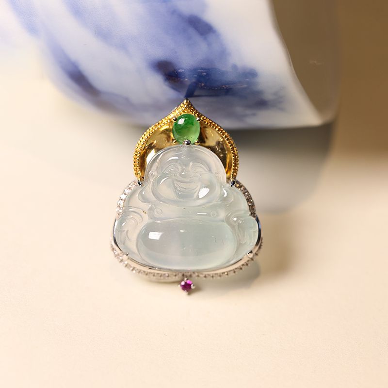 New Baoli D District third floor seventh Street 8148 store jade ice seed sunshine underwater small Buddha Gong Pendant New Baoli 045 thumbnail