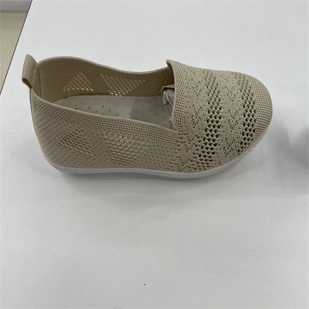 新款休闲平底运动鞋一脚蹬飞织网面鞋运动鞋1