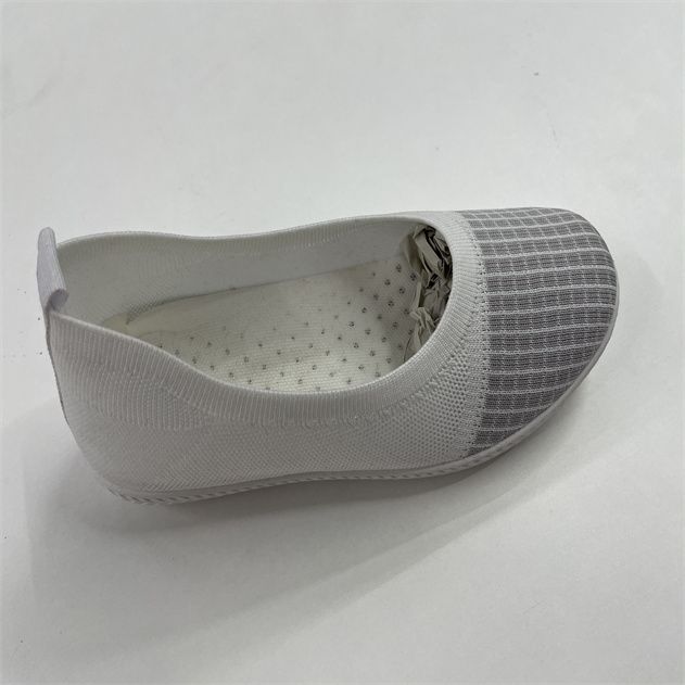 新款休闲平底运动鞋一脚蹬飞织网面鞋运动鞋5