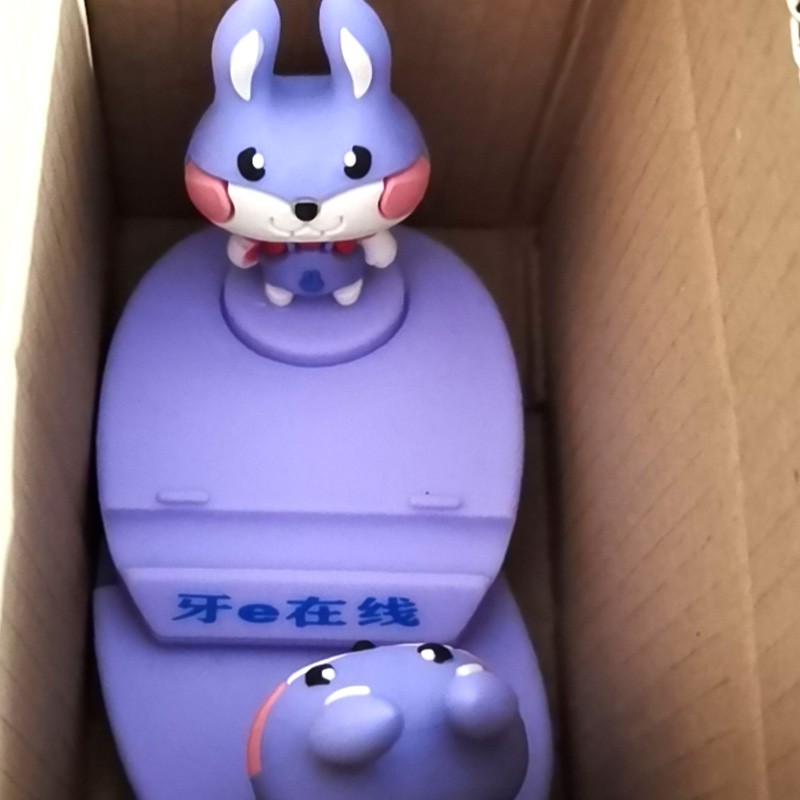 工厂定制PVC手机支架开模创意礼品公仔摆件定做卡通pvc软胶底座详情图7