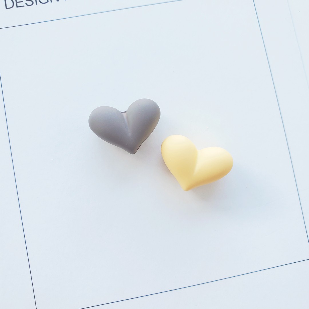 DIY handmade jewelry accessories, heart-shaped straight-hole rubber beads, women's clothing, versatile street toy accessories, bracelet materials detail image 10