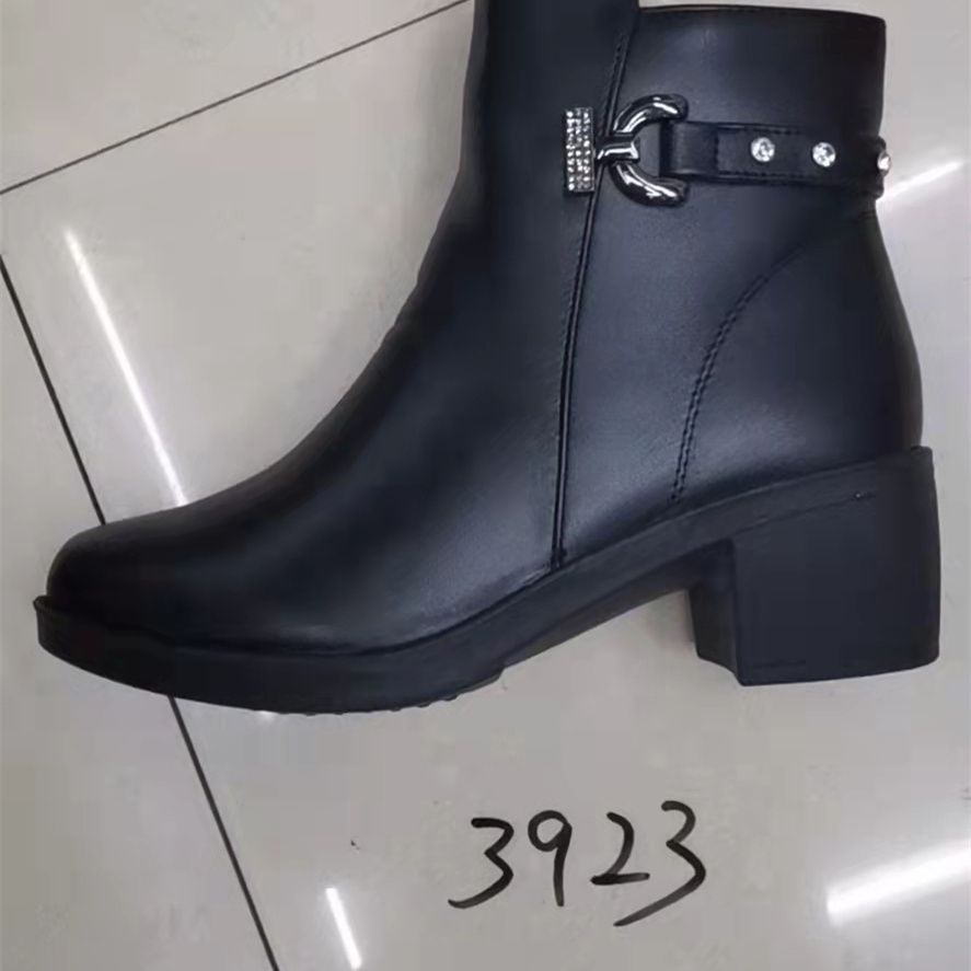  （外贸批发）秋冬季女士时尚皮鞋皮靴时尚百搭秋冬季女士中低跟短筒低筒靴子WS016