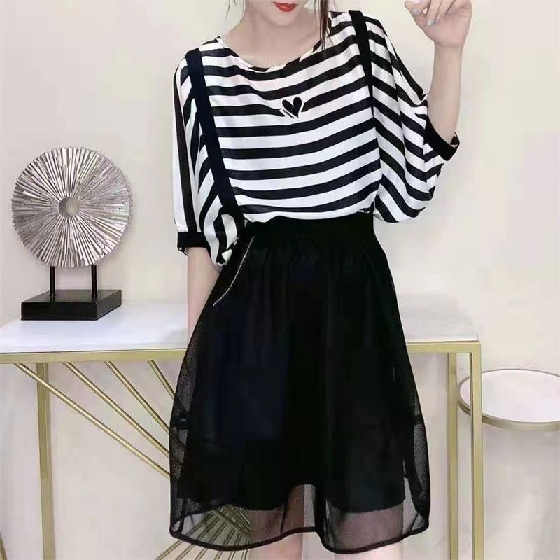 欧货设计感上衣女2021夏新款春秋高腰弹力小衫上衣时尚潮流130