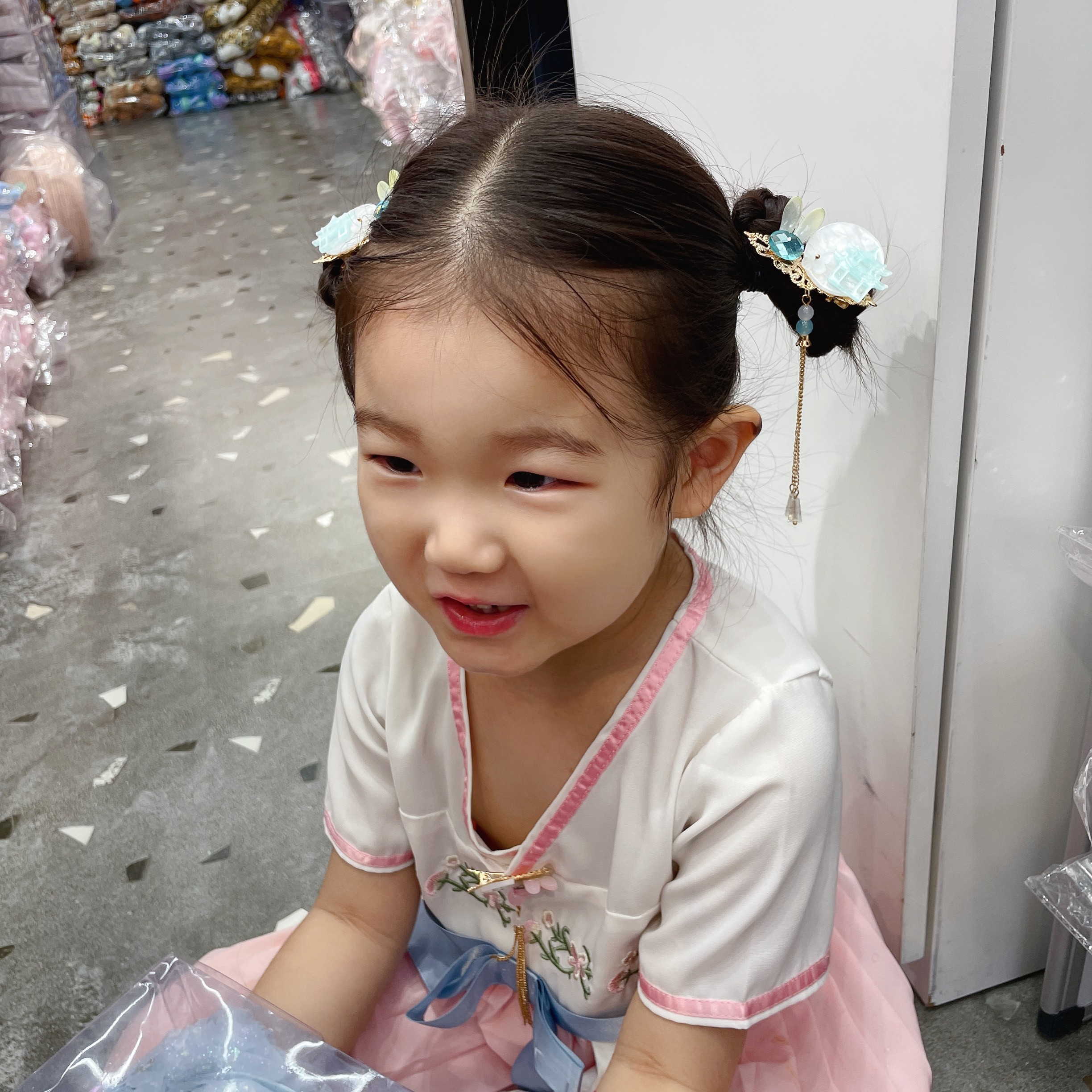 Hairless Hanfu versatile Chinese-style accessories - Chinese-style - Moon Palace Full Moon Jade Rabbit Pair detail image 2