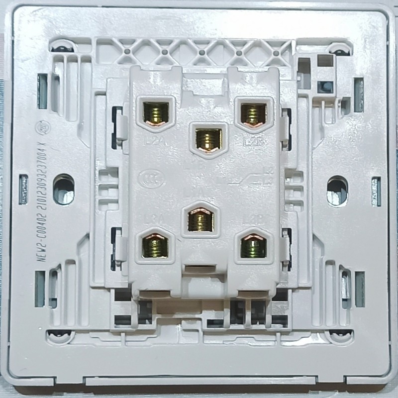正泰 2C NEW2-C00402 二联双控开关(10只/盒)详情图4