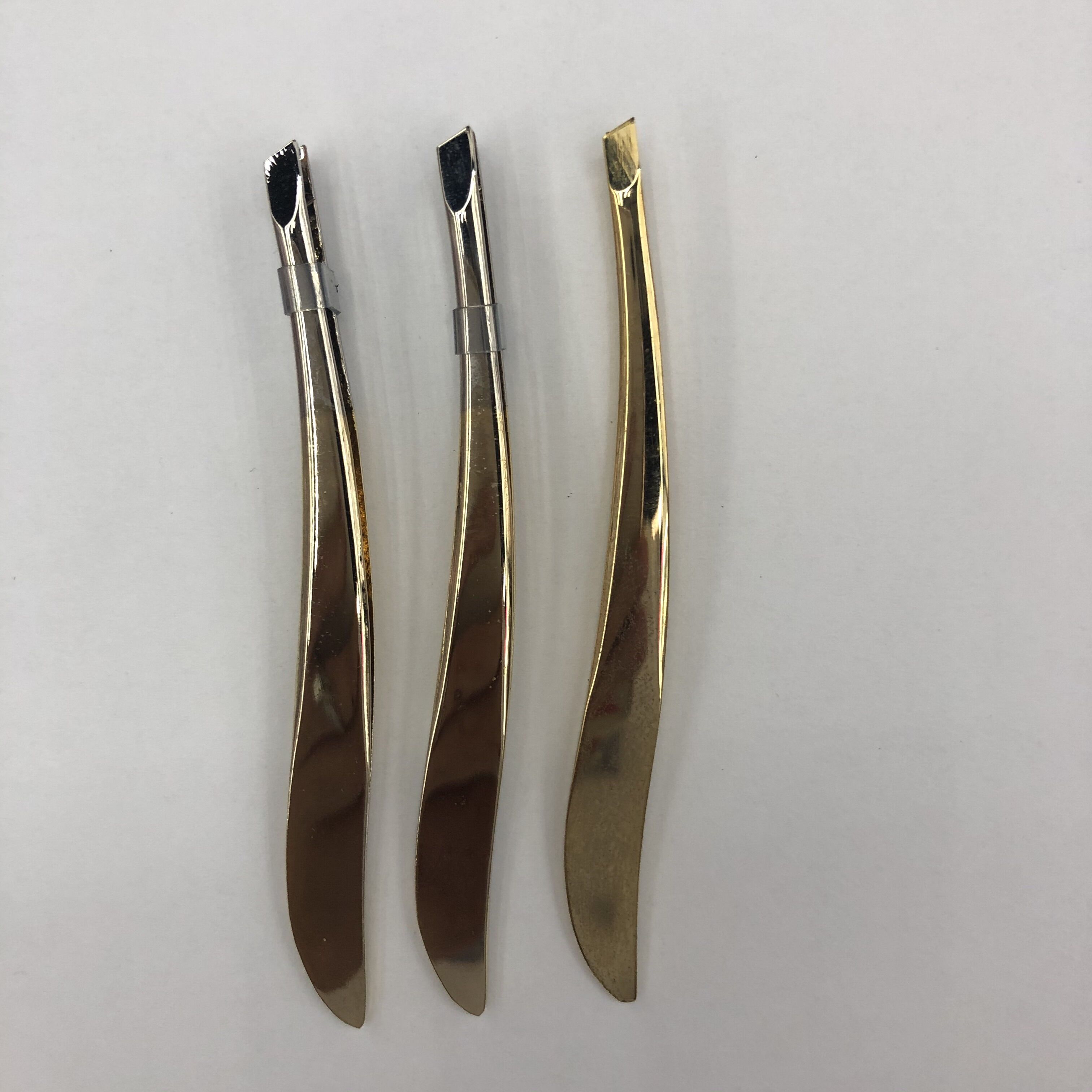 Eyebrow tongs, stainless steel tweezers, eyebrow tongs, hair plucking tweezers, factory direct sales, beauty tools, makeup tools details Picture