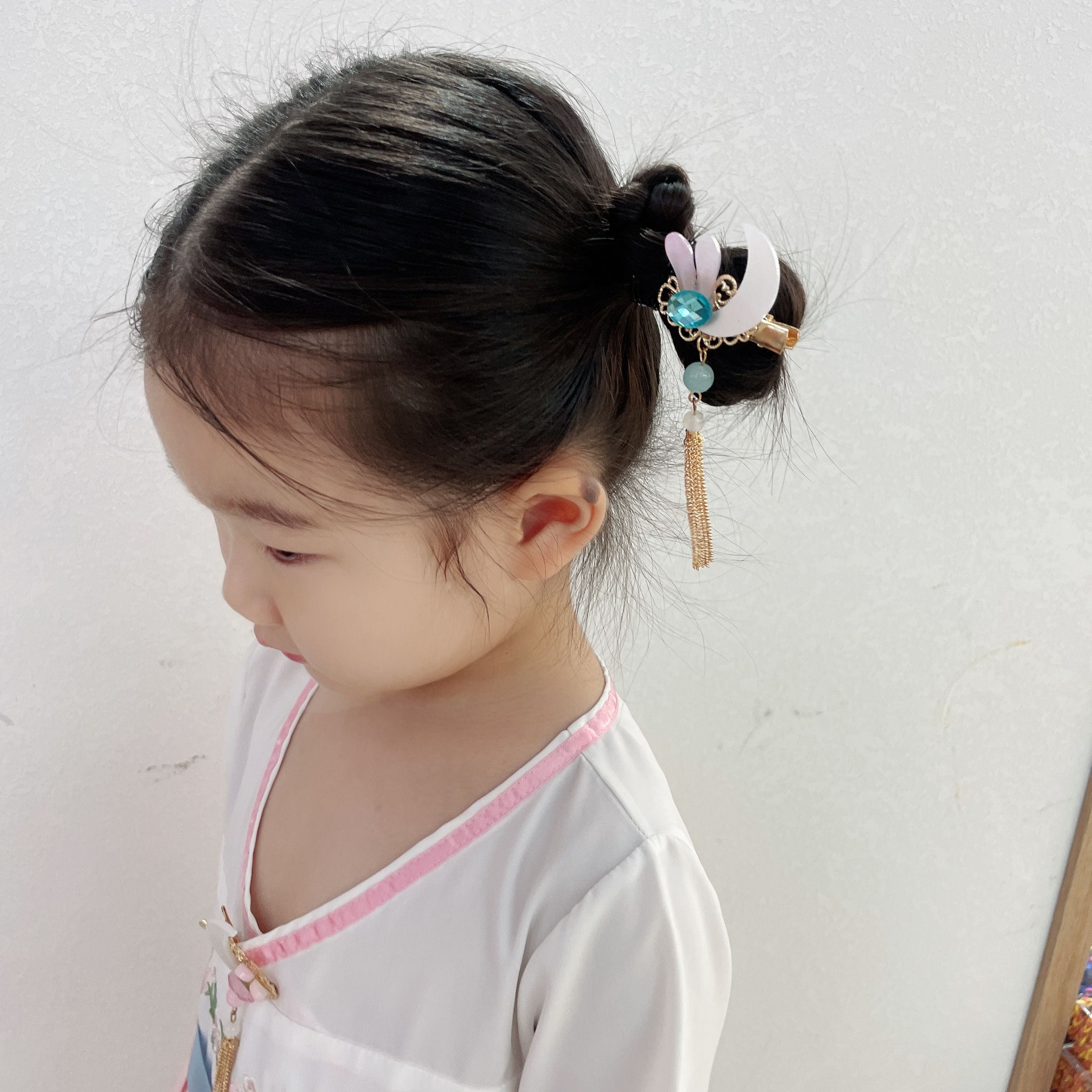 Hairless Hanfu versatile Chinese-style accessories - Chinese-style - Crescent Moon Jade Rabbit pair