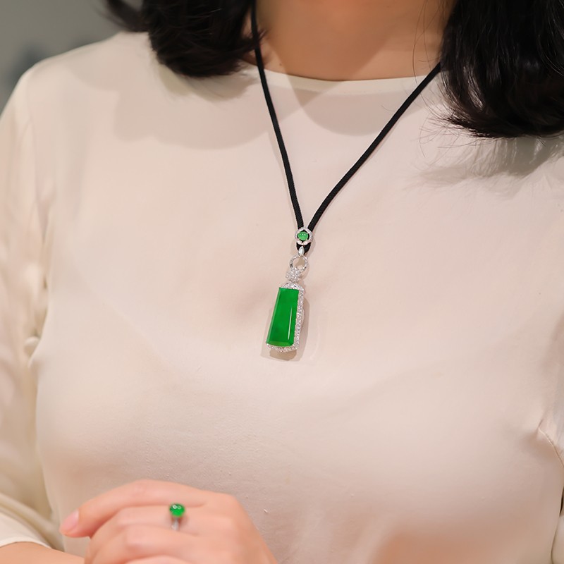 新宝丽D区三楼七街8148店翡翠平安无事牌新宝丽042详情图1