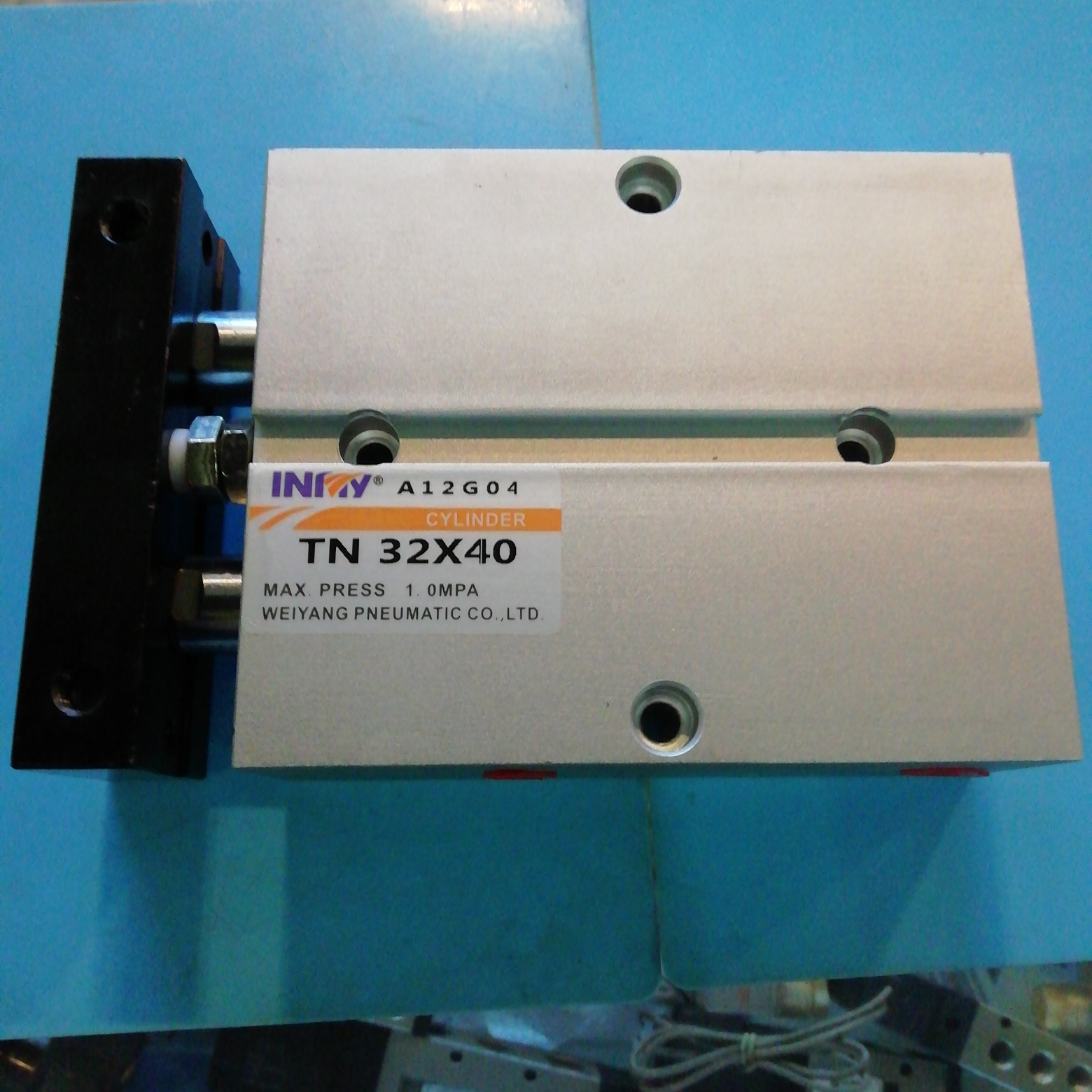 Double-rod cylinder TN32X40