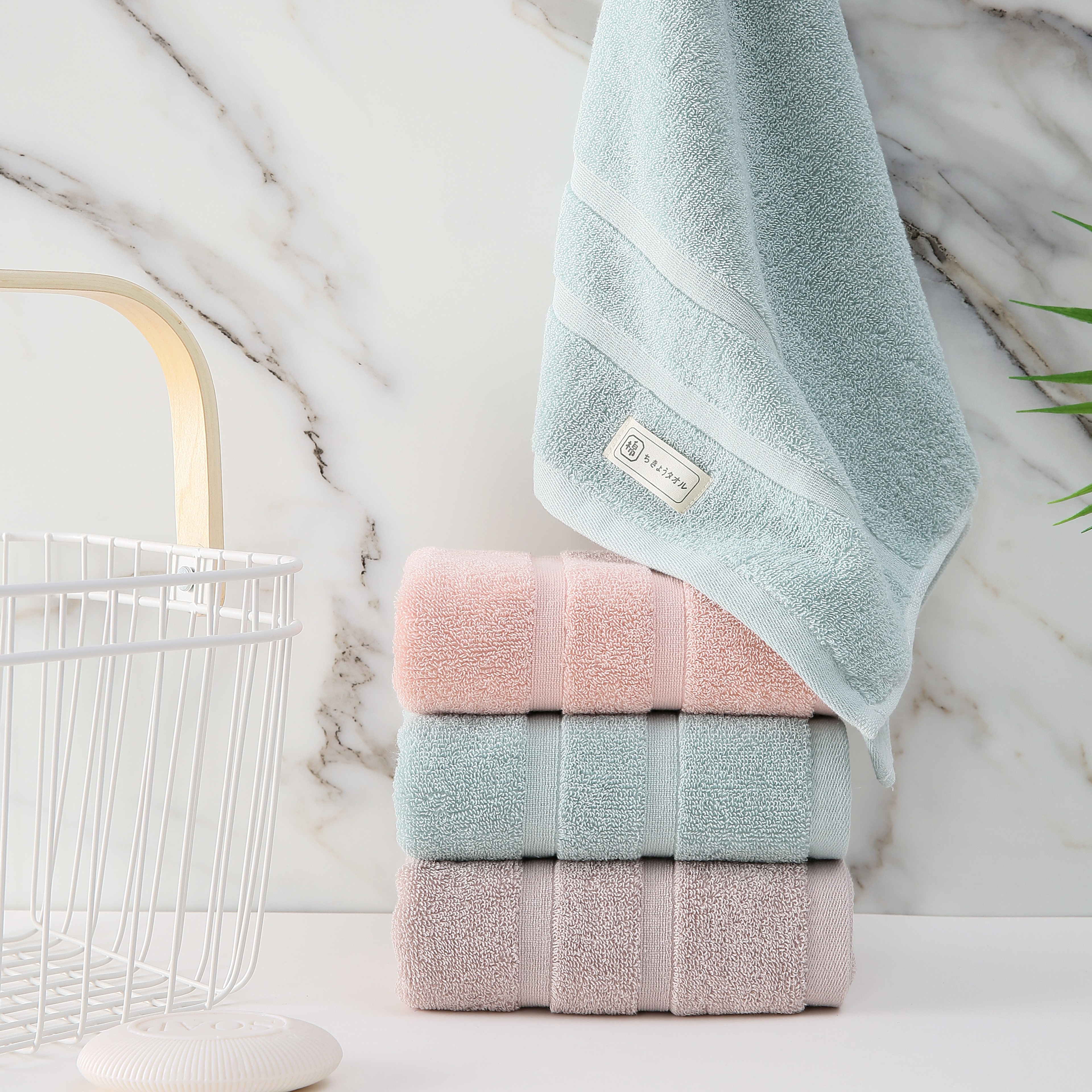 Yiwu Good Goods - Futian Pure Cotton Towel Gift Box contains 2 towels with random colors detail image 4