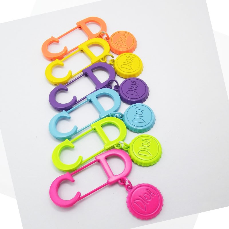 披肩扣大别针围巾扣针女欧美喷漆复古文艺潮开衫毛衣装饰胸针详情图2