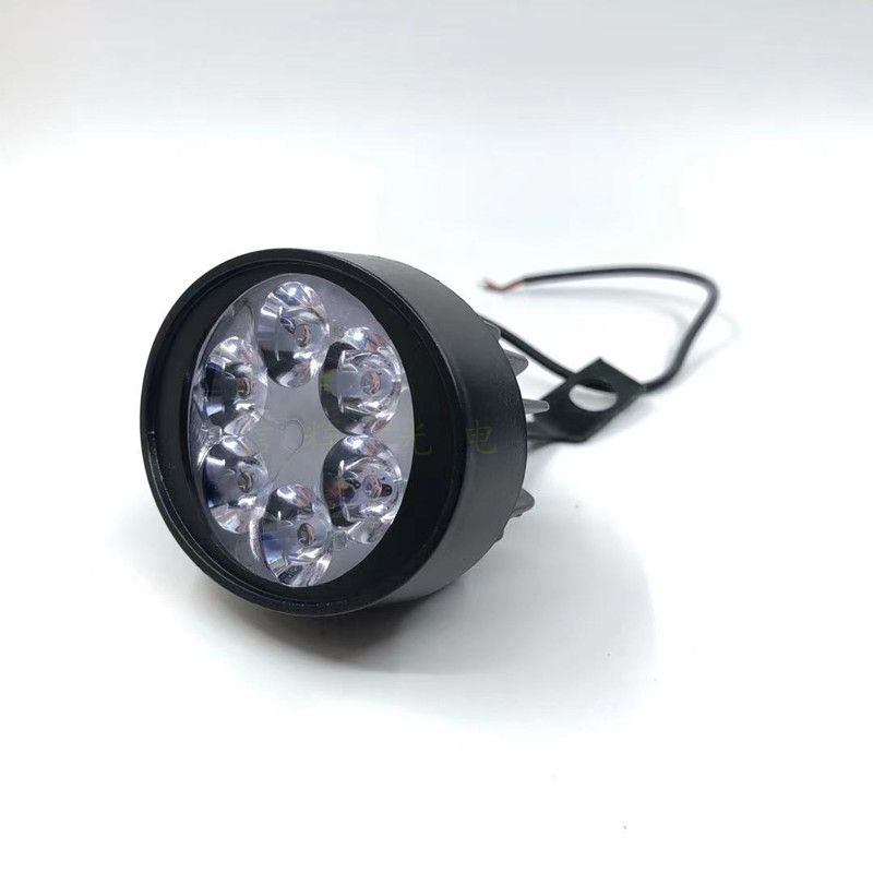 Motorcycle led headlights, 12V DC spotlights, ultra-bright rearview mirrors, auxiliary lighting lamps, flashing light bulbs, LED lights Application Scenario