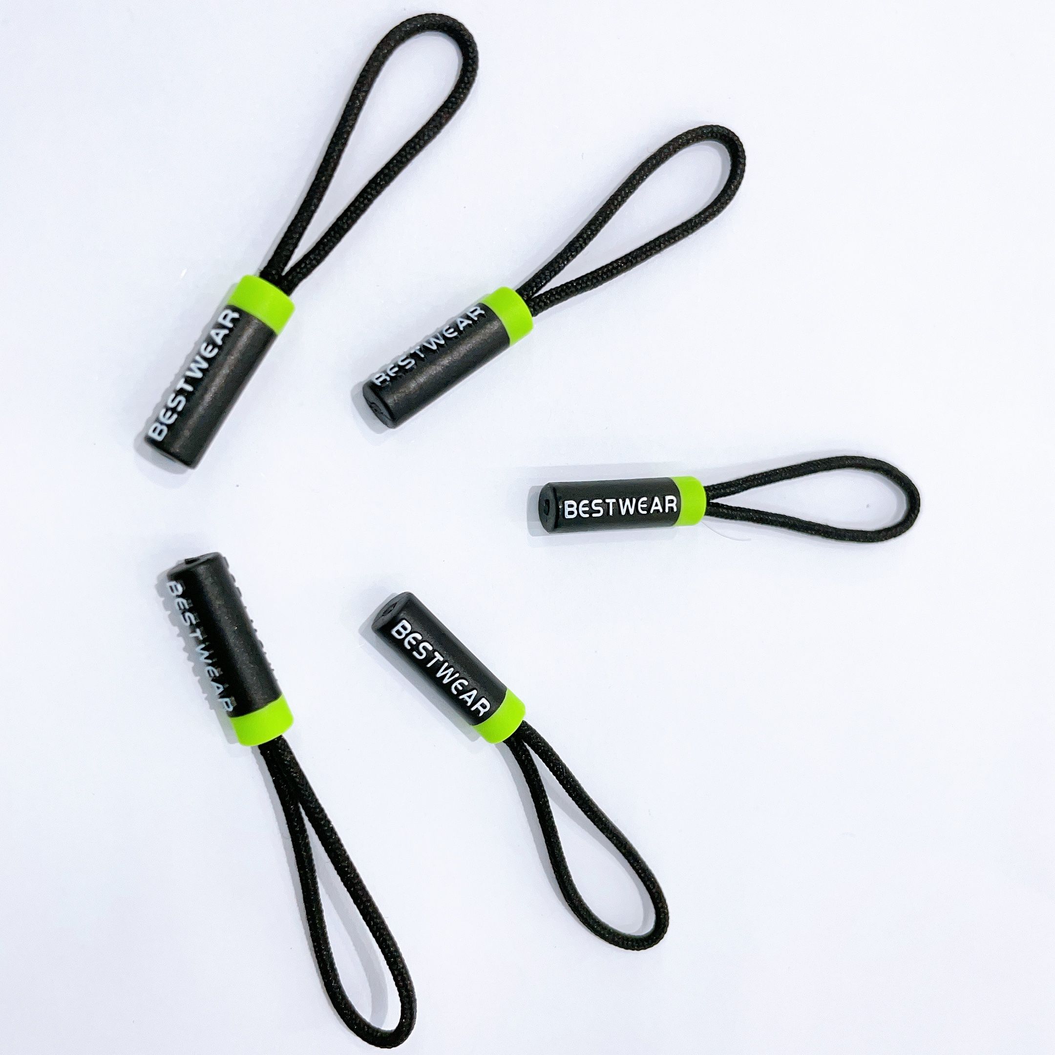 The manufacturer supplies rapid sample injection molding zipper ropes, plastic zipper heads and tail ropes, luggage lanyards and tags Specification image
