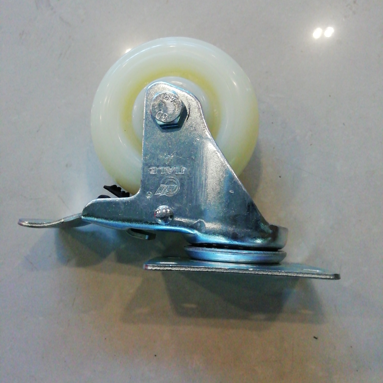 4-inch Jiale medium-sized white nylon brake wheels