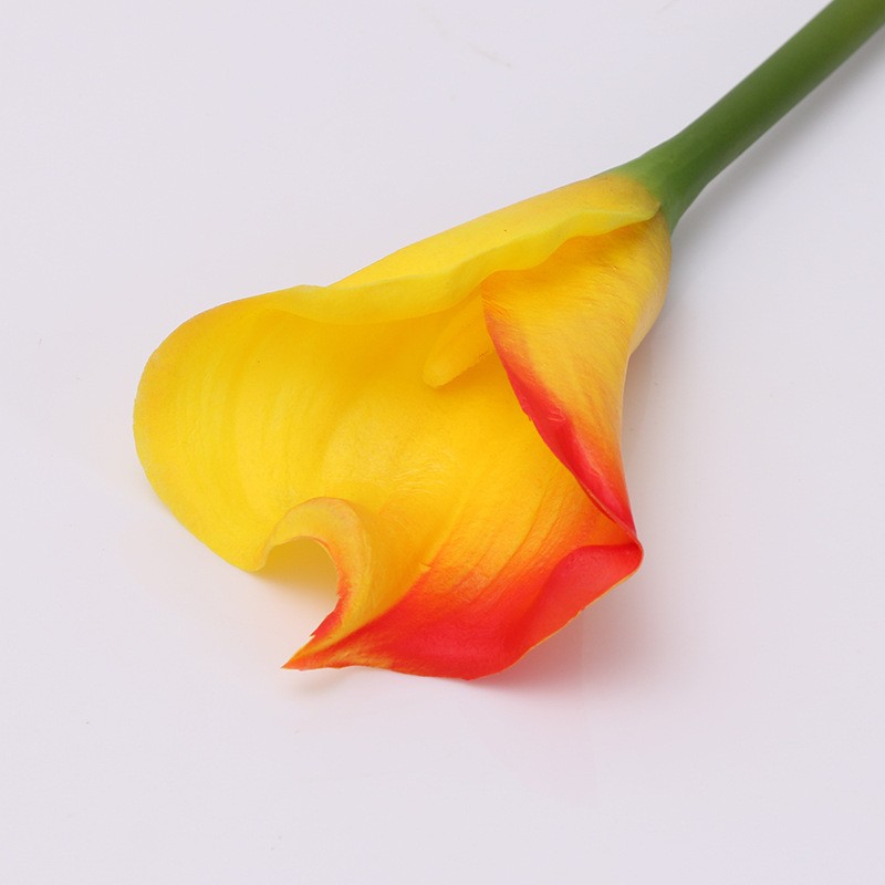 Wholesale pu artificial flower decoration, tactile PU artificial rolled edge small calla lily from the manufacturer detail image 1