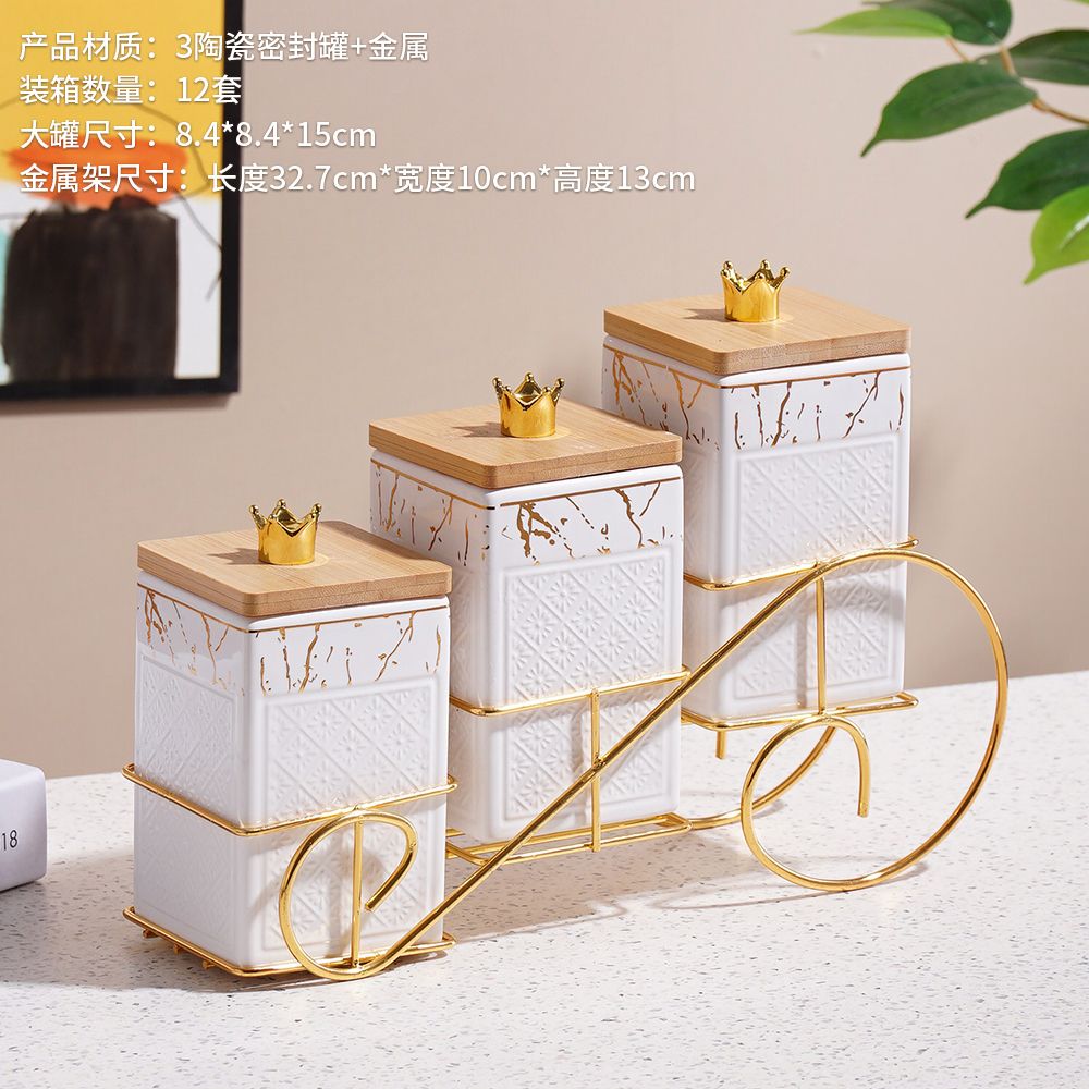 皇冠木盖陶瓷罐