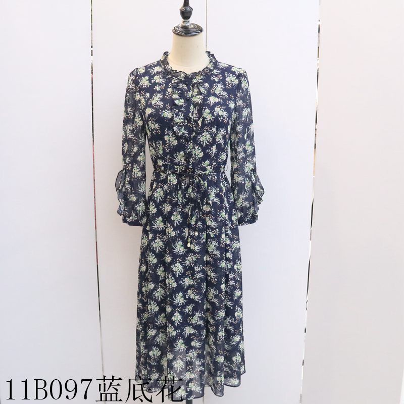 新款时尚潮流设计款上衣衫女早秋2021新款慵懒百搭通类薄款女装高品质女装169