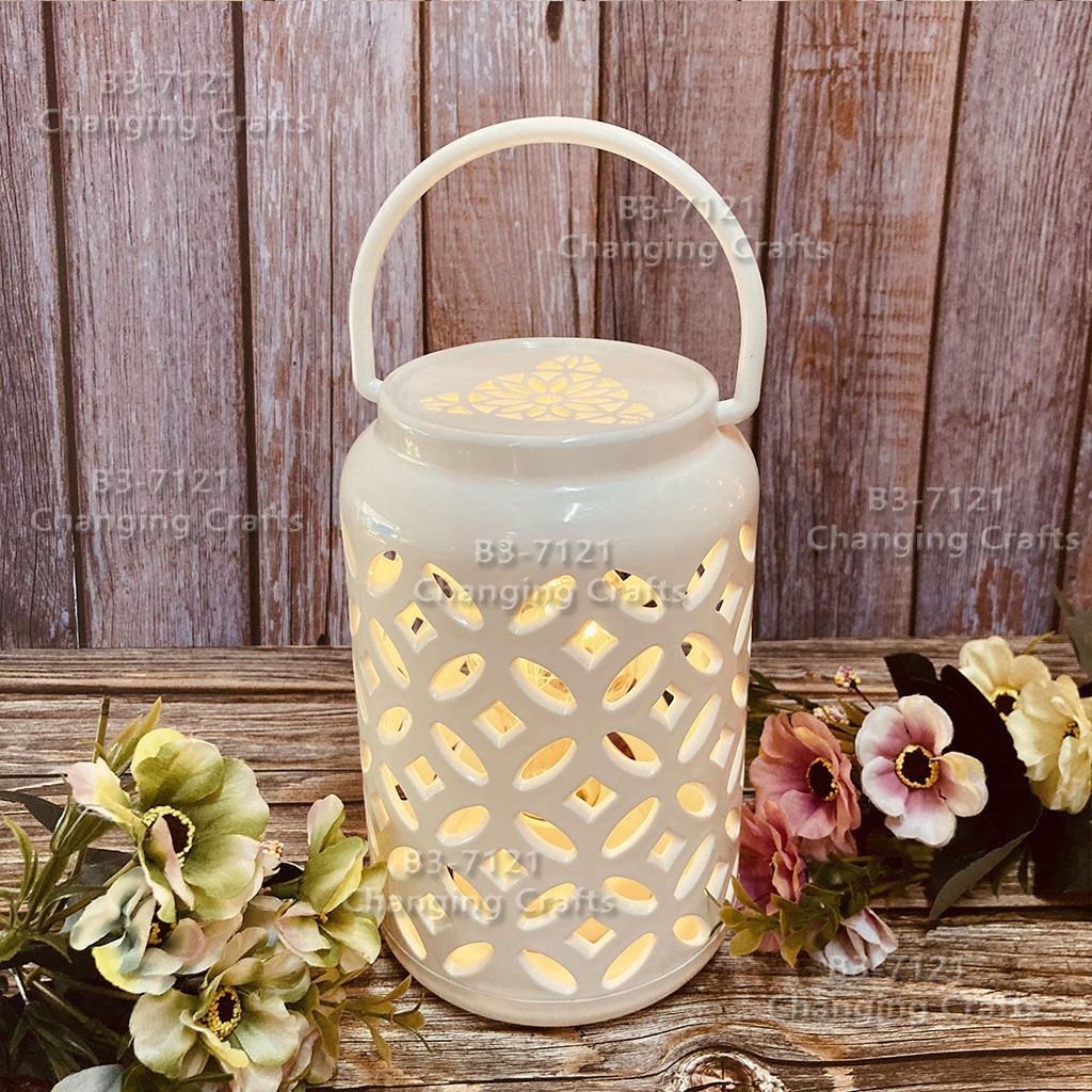 Ramadan Christmas lantern, antique kerosene flame, plastic creative decoration, electronic candle stand, imported cross-border wholesale, street stall, Douyin bestseller, wedding guide, LED horse lantern, soft decoration props, fireplace, 253