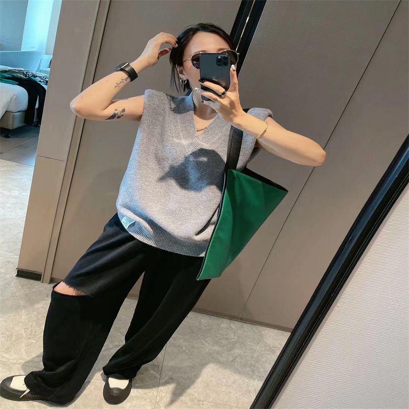 早秋女装今年流行的新款上衣慵懒风温柔韩系上衣罩衫初秋时尚时尚精致女装335