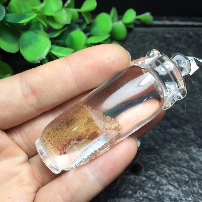 The natural ghost-carved pendant of the bright crystal jewelry is exquisitely crafted with sufficient water head detail image 2