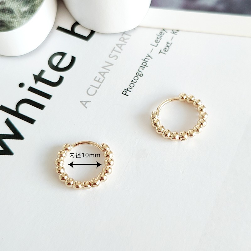 Francés ligero moda de lujo perlas redondas geométricas pequeños pendientes personalidad simple temperamento círculo ins nuevos pendientes hebillas detail image 5