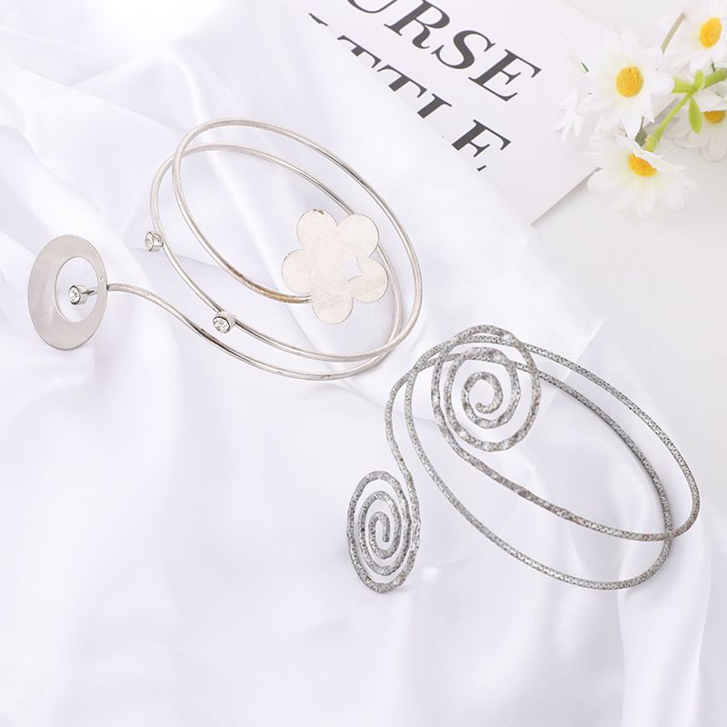 Flower fashion design, simple and modern home dining room napkin ring, napkin ring factory direct sales, practical Item Picture