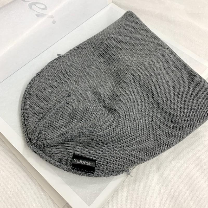Autumn and winter knitted woolen hats, simple, fashionable and elegant, smooth plate rolled edge hats, Japanese-style Baotou cold hats, European and American trendy ins undefined