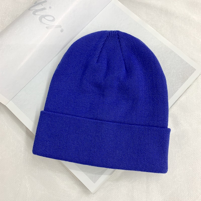 Autumn and winter knitted woolen hats, simple, fashionable and elegant, smooth plate rolled edge hats, Japanese-style Baotou cold hats, European and American trendy ins undefined