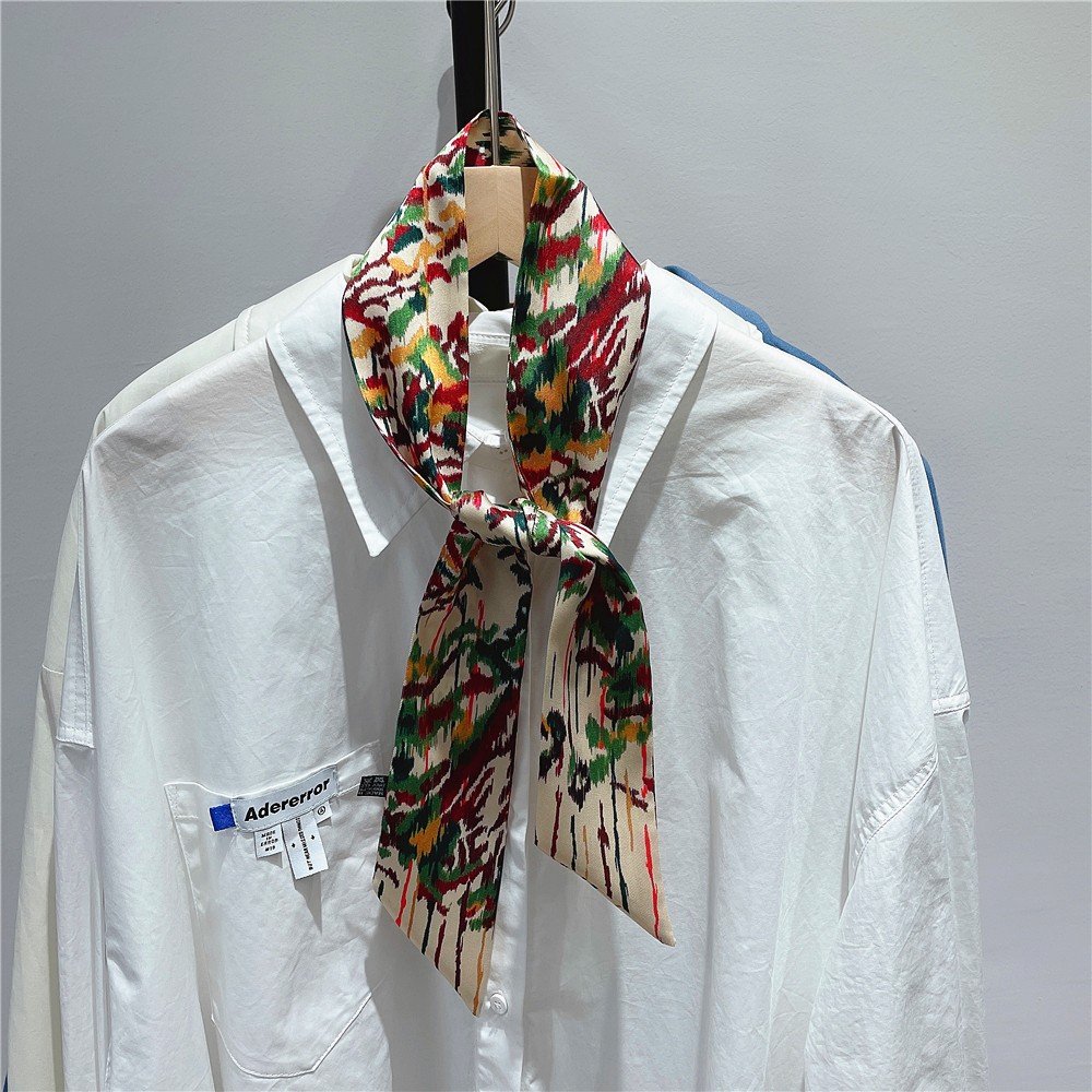 Jane Eyre's new autumn and winter collection features a long women's belt that goes well with hair ties. The spring and autumn ribbon hair ties are thin detail image 6