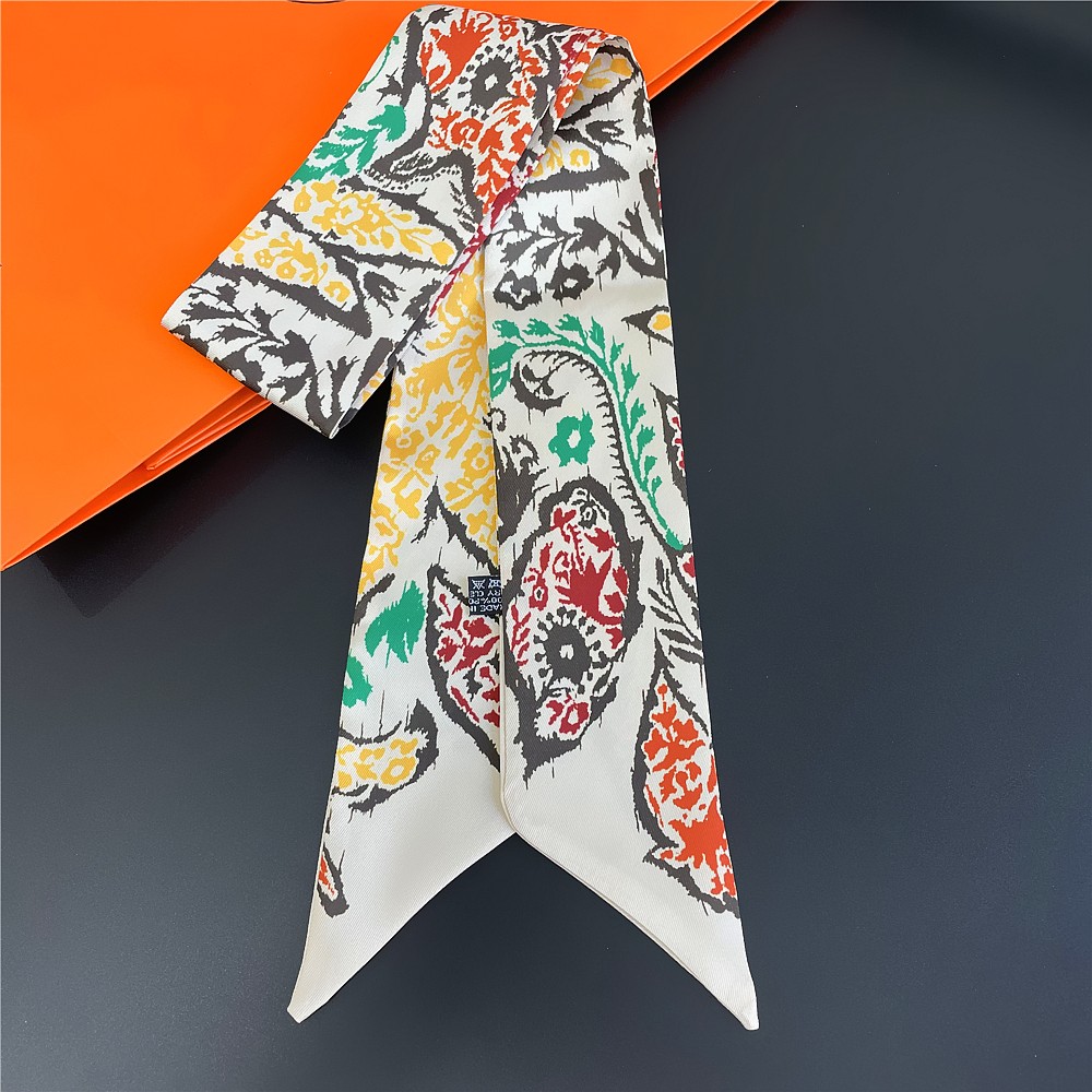 Jane Eyre's new autumn and winter collection features a long women's belt that goes well with hair ties. The spring and autumn ribbon hair ties are thin detail image 2
