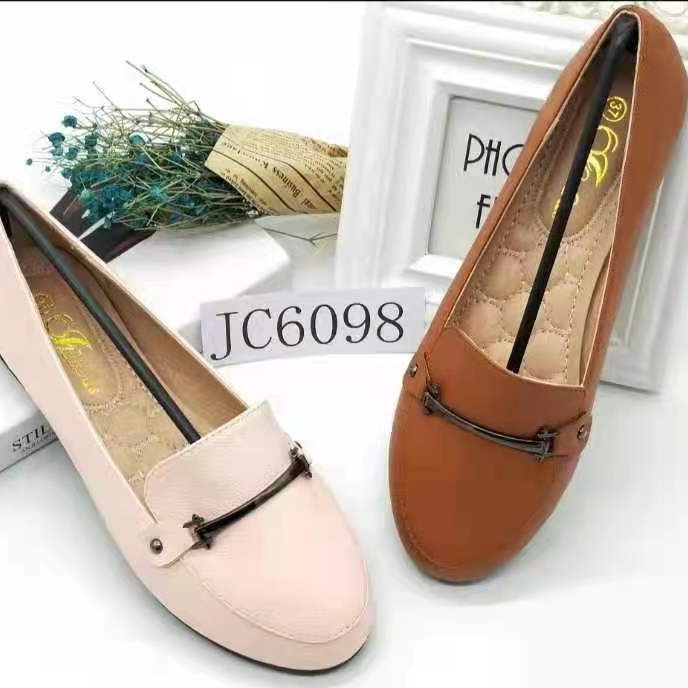 Autumn New Fashion British Style Women's Shoes Square Head Casual Lazy Slip-On Shoes 67