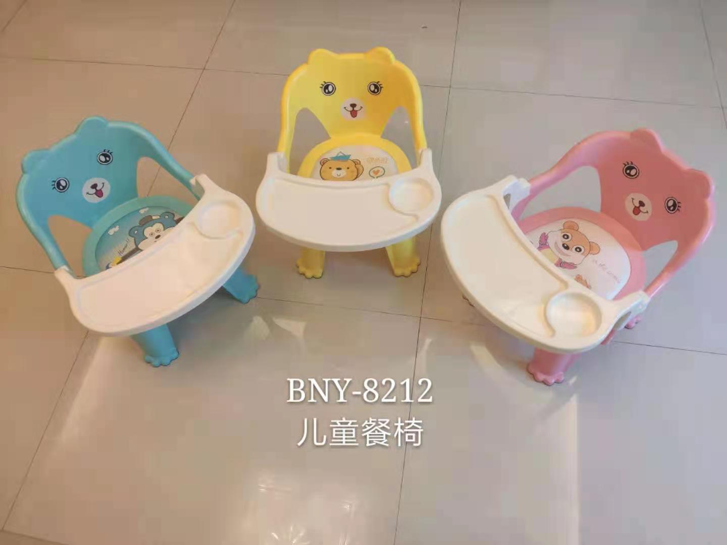 儿童塑料椅子，儿童凳子细节图