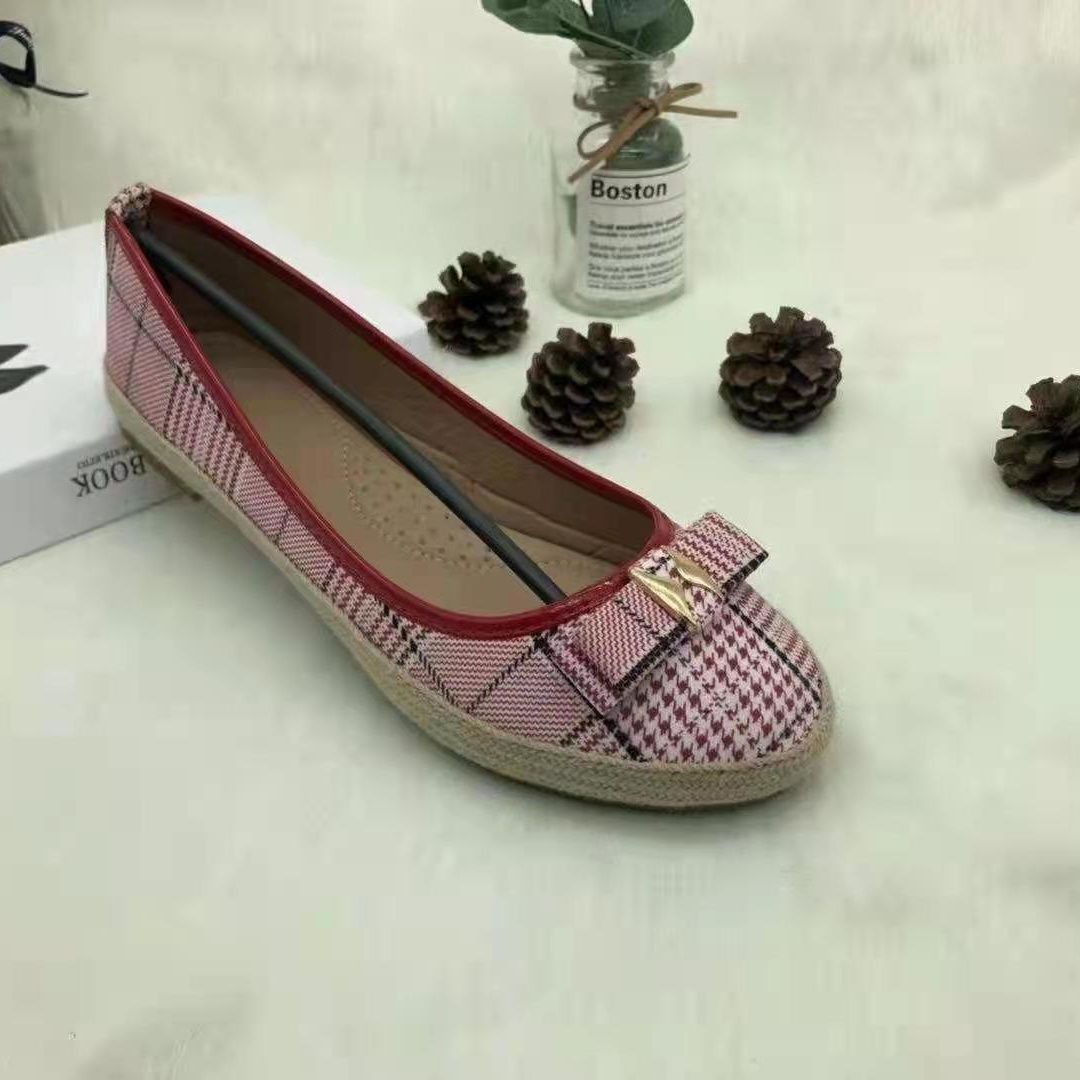 Autumn New Fashion British Style Women's Shoes Square Head Casual Lazy Slip-On Shoes 123