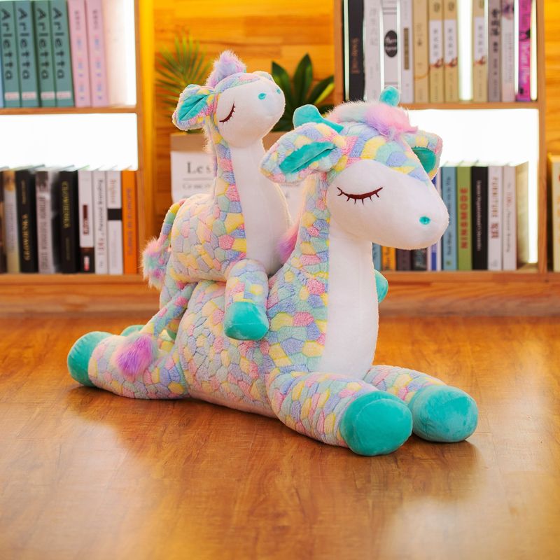 2022 New Rainbow Deer plush Toy, a cute birthday gift for boys and girls' bedrooms, 70m in size Application Scenario