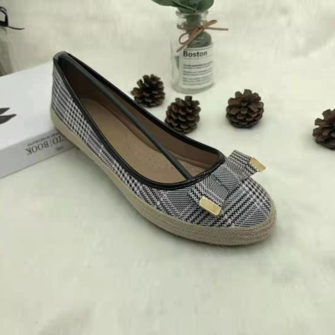 Temperament Casual All-Match Single Shoes Comfortable Soft Sole Sticky Rubber Women's Shoes New Daily Commuter Low Heel 122