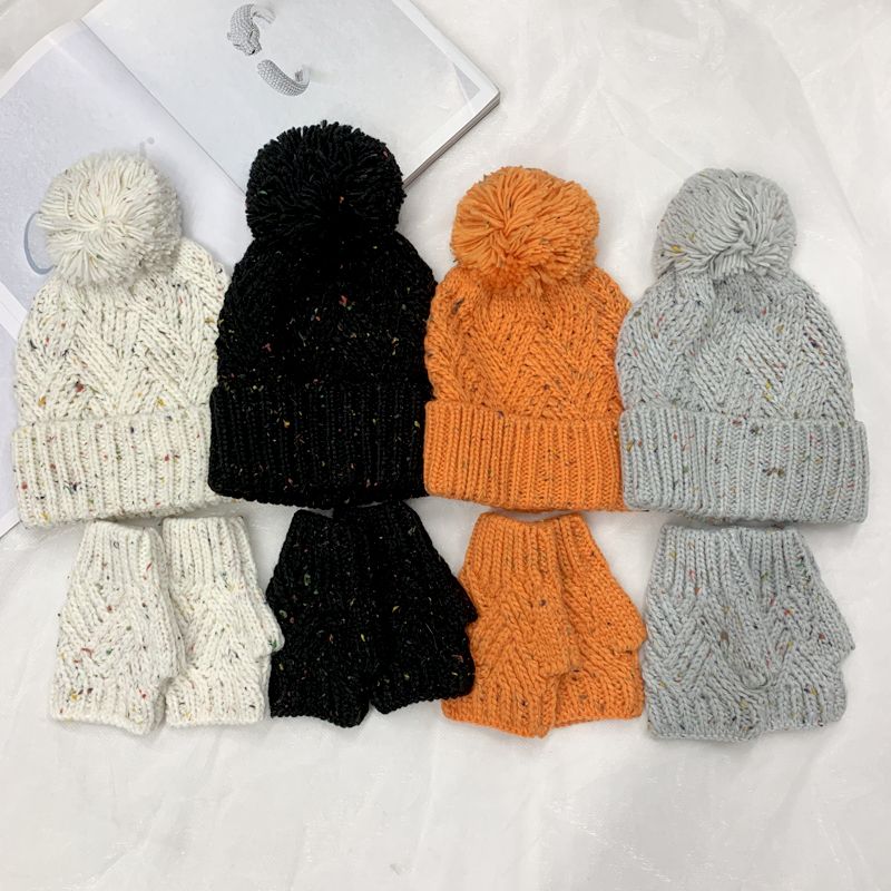 Autumn and winter knitted woolen hats and gloves, simple, fashionable and elegant, iron label rolled-up hat, Japanese-style Baotou cold hat, European and American trendy ins Specification drawing
