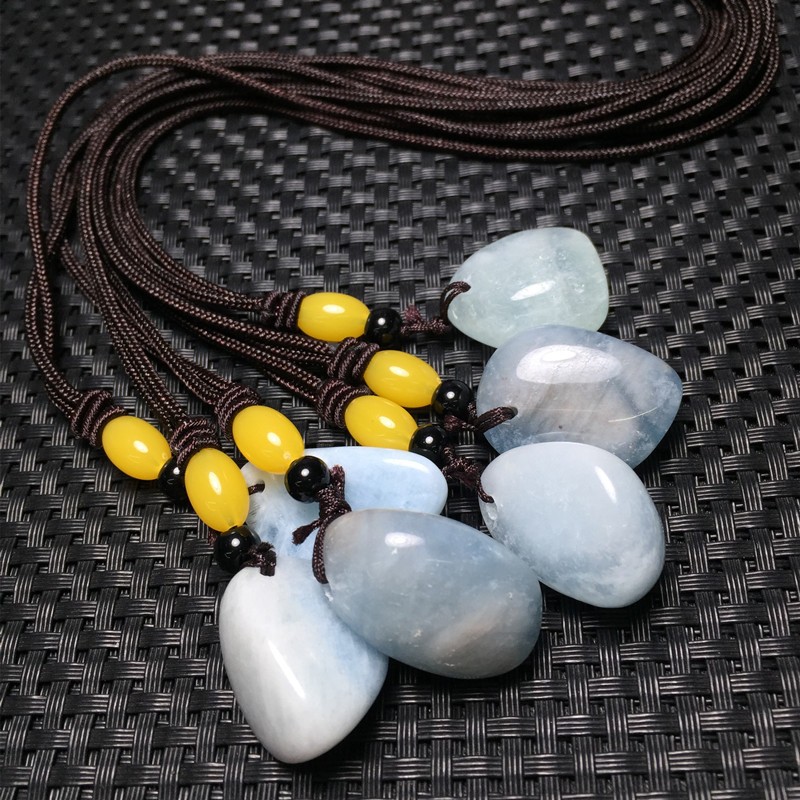 The bright crystal jewelry natural aquamarine pendant necklace has a beautiful color, is fresh and clean, simple and elegant, and looks great when worn!! detail image 4