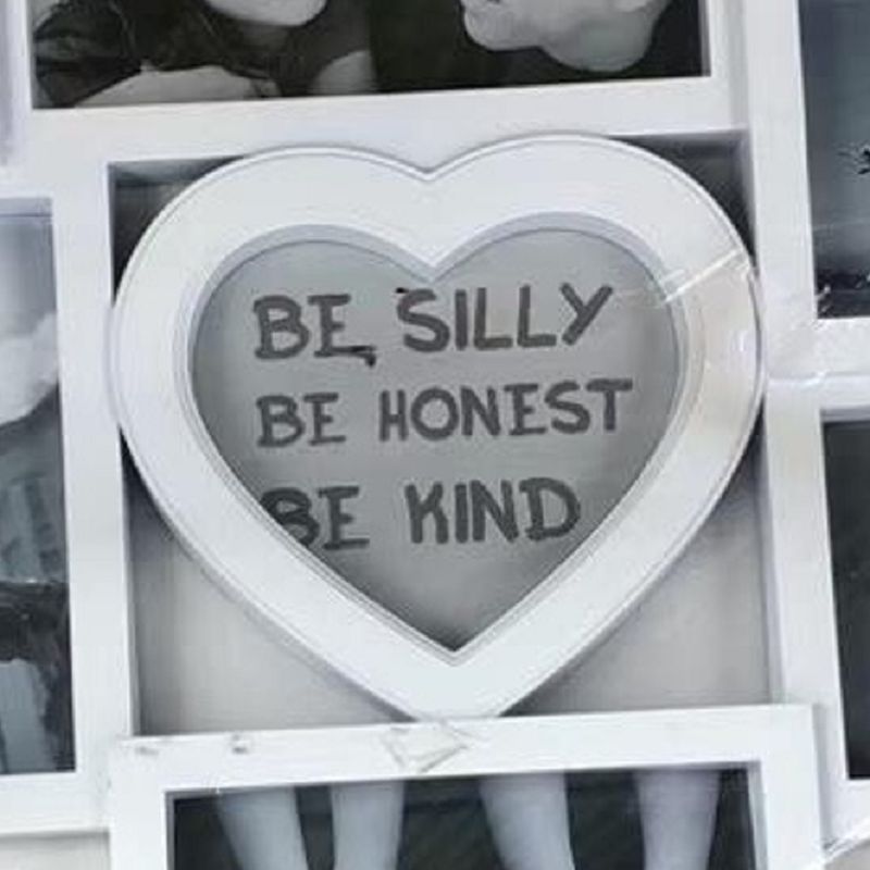 INS风格北欧简约家居门店装饰多孔塑料组合挂墙相框2细节图