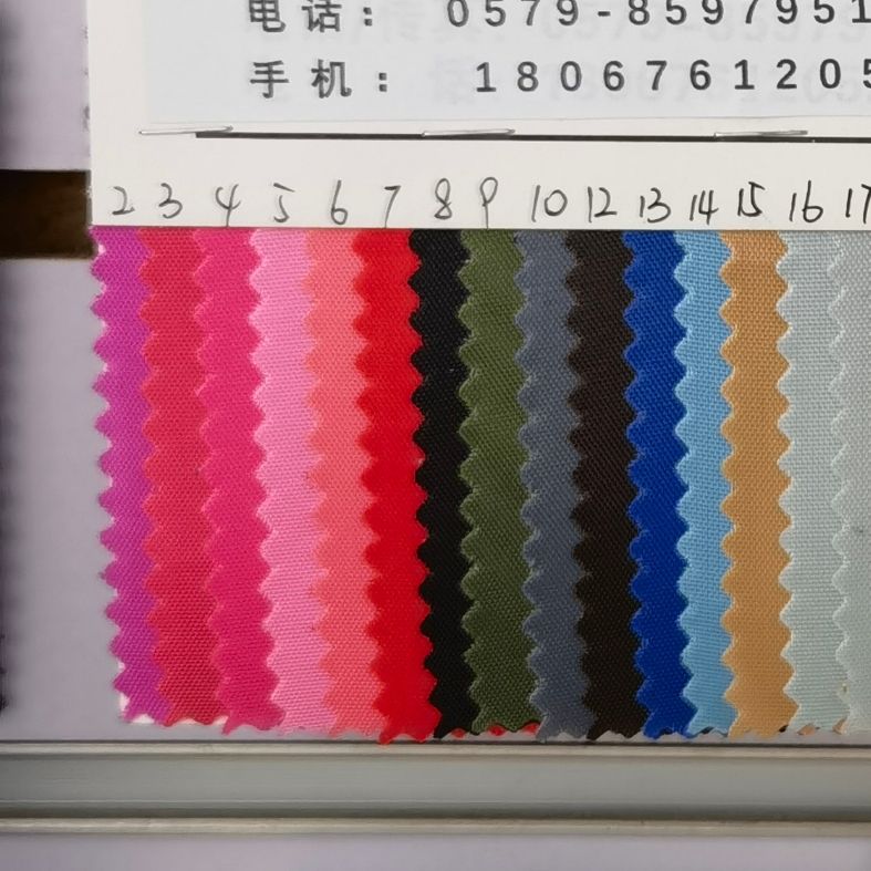 Manufacturers direct selling new polyester Tafuri material a large number of spot high school low-grade luggage sofa shoes material fabric