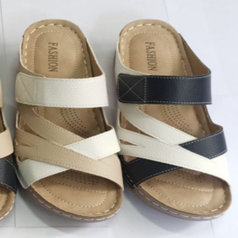 【 Pengfei Shoe Industry 】 Wholesale of Women's Summer 2021 new Style Versatile Sandals, flip-flops, flat anti-slip sandals, summer women's sandals, flip-flops PF018