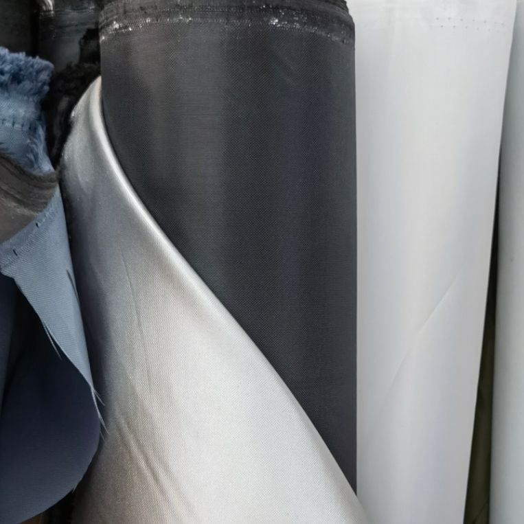 Manufacturers direct sales of new Oxford cloth a large number of spot high school low-grade luggage sofa shoe material fabric coated with silver fabric thumbnail
