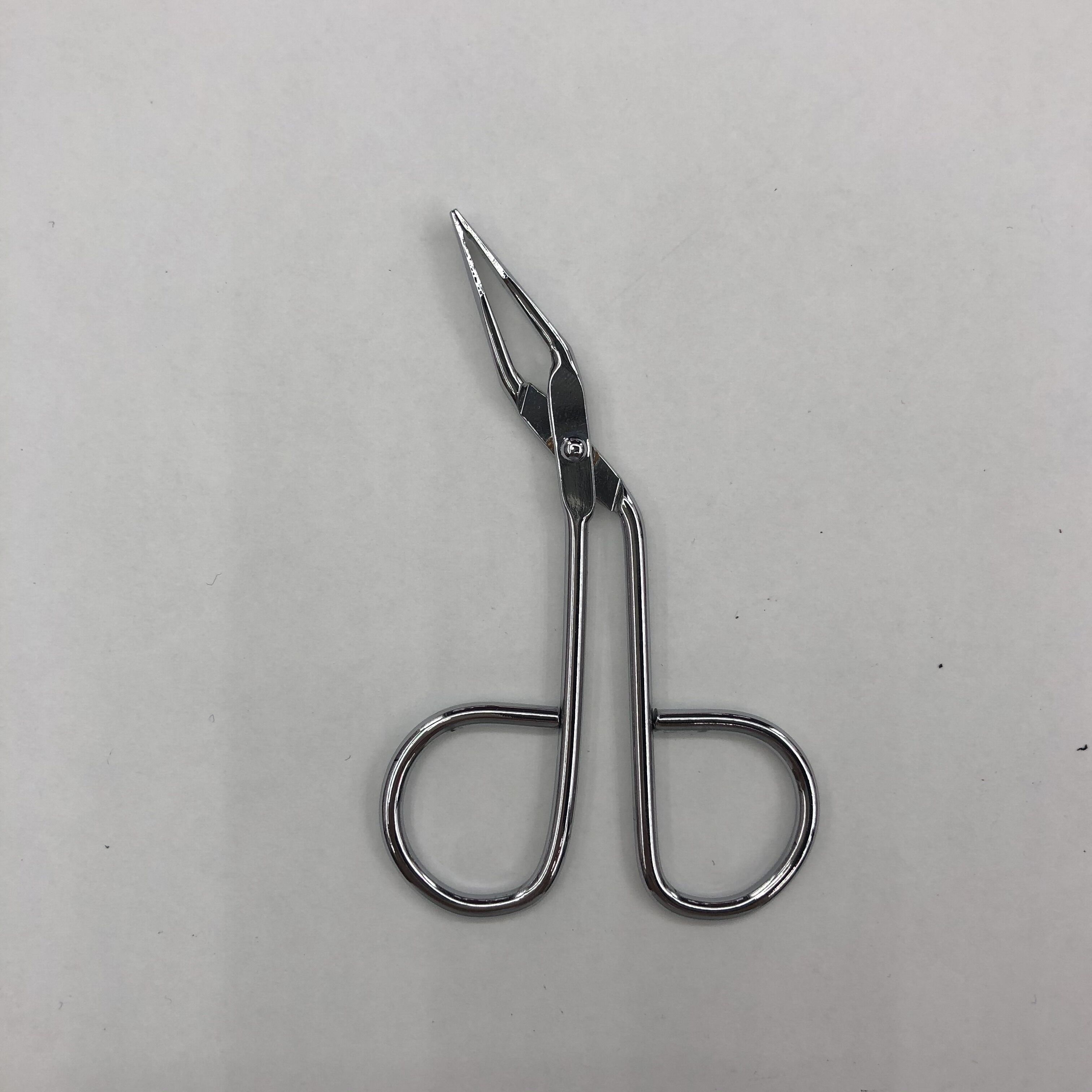 Stainless steel eyebrow tweezers Plucking tweezers Eyebrow tweezers Shaving tweezers Beard tweezers Thread tweezers pulling out white hair tweezers Eyelash tweezers details Picture