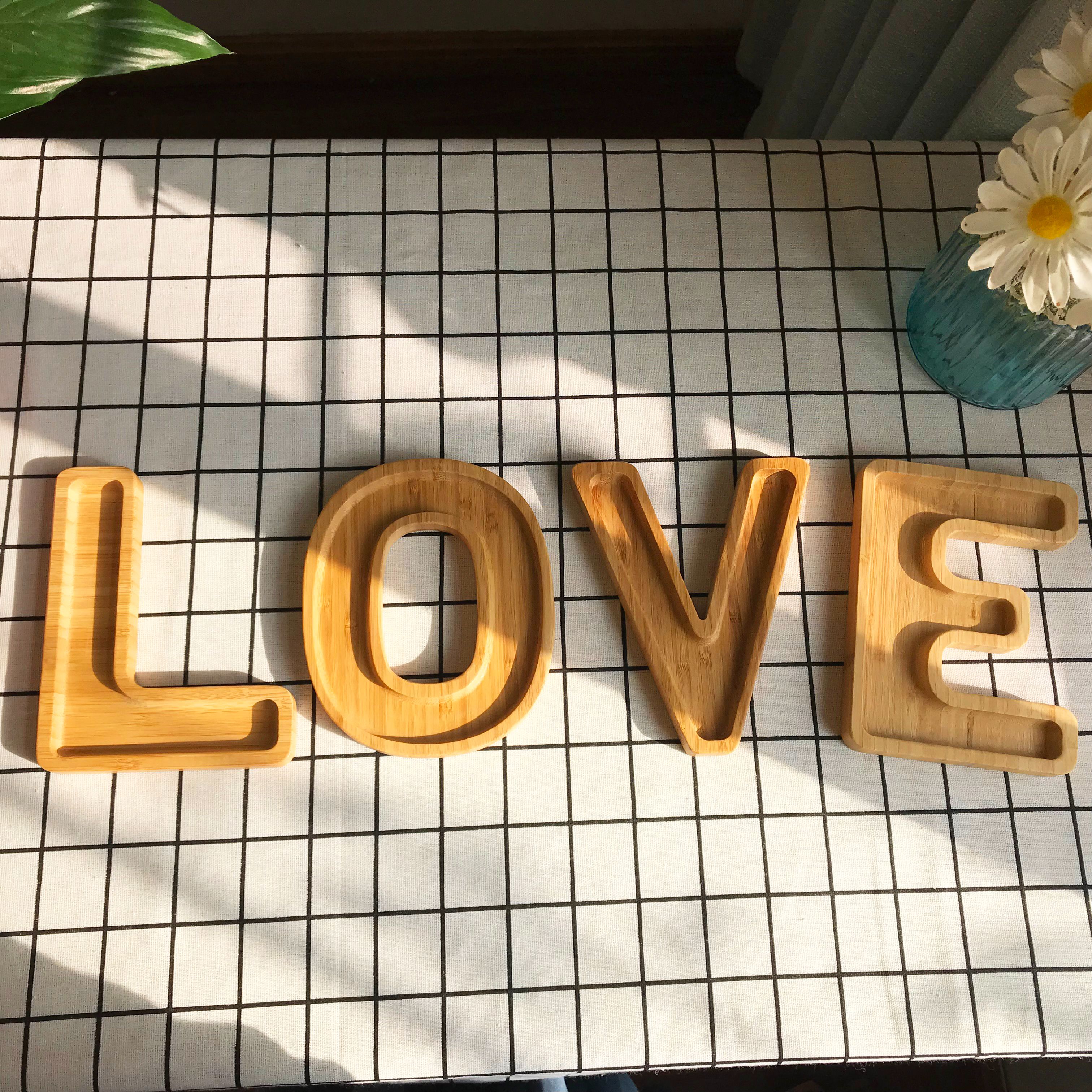 楠竹字母造型托盘干果盘LOVE水果盘创意竹制收纳整理盘子产品图