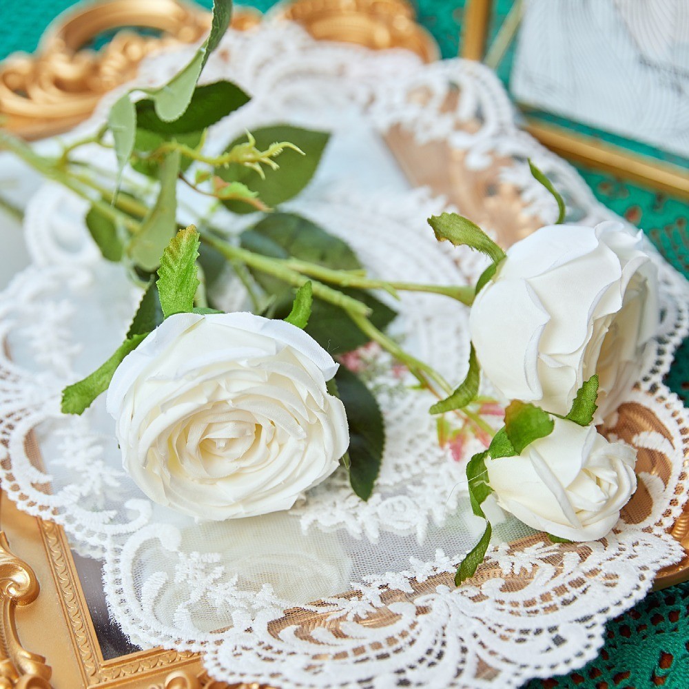 Wholesale and retail of 3-head imperial rose artificial flowers, artificial rose for dining tables, artificial flowers for rural soft furnishings, and silk flowers detail image 18