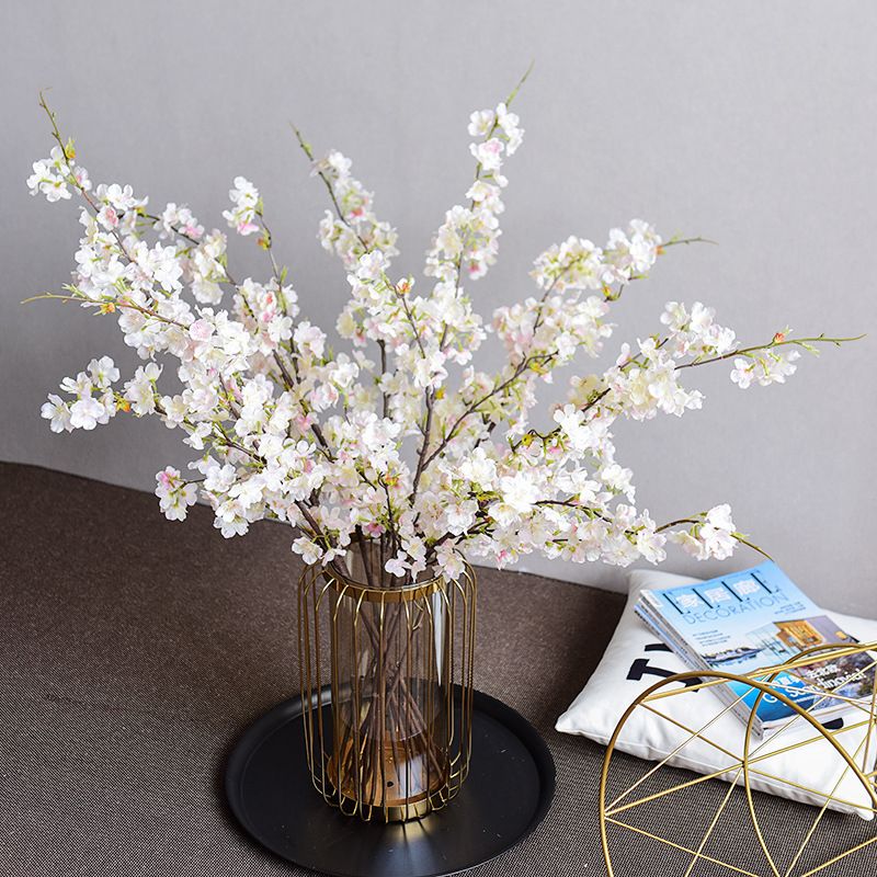 The manufacturer simulates 4-pronged cherry blossom branches, long branches, artificial flowers, silk fabric, plastic flowers, wedding decorations, arches, guiding paths, and artificial flowers