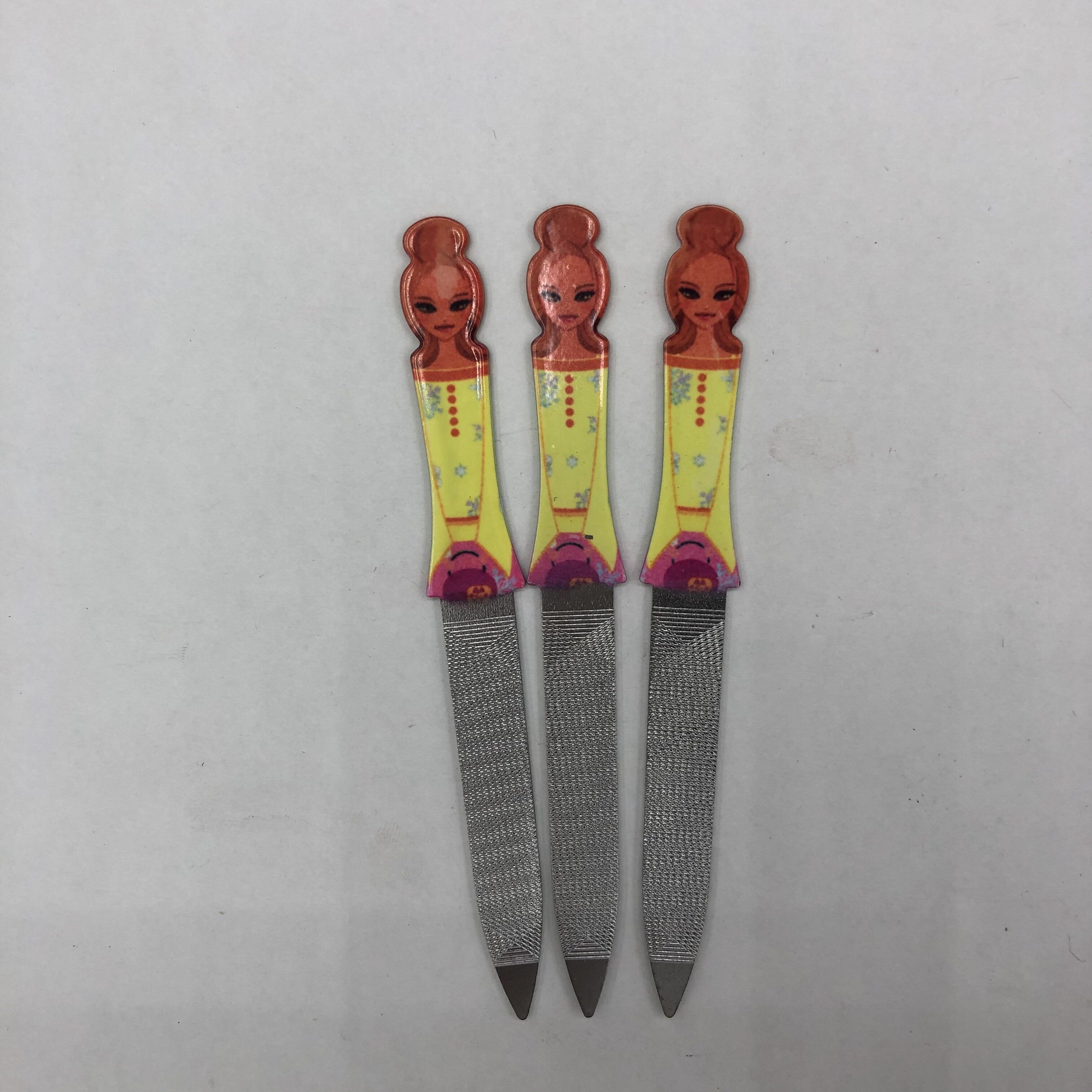 Beauty nail file Stainless steel nail file peeling fork Plastic handle nail file Nail manicure peeling tool Manicure trimmer Specification drawing
