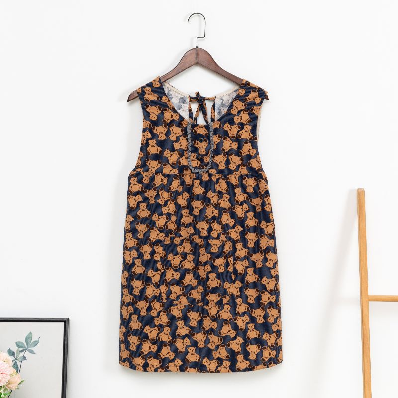 Teddy Bear Vest Household Kitchen Waterproof Oil Apron Korean Version Can Still Wipe Hands Application Scenario